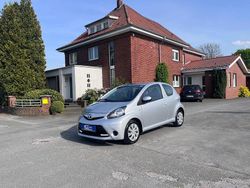 Silber Gebraucht 2013 Toyota Aygo Cool Kleinwagen | 3.450 € (Fairer Preis)