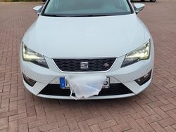Weiß Gebraucht 2014 Seat Leon FR Limousine | 8.750 € (Teuer)