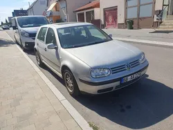 Silber Gebraucht 2000 VW Golf IV Basis Limousine | 650 € (Guter Preis)