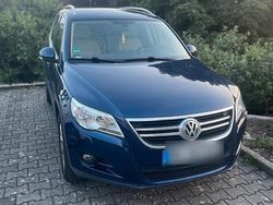 Blau Gebraucht 2008 VW Tiguan SUV | 7.300 € (Etwas zu teuer)