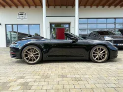Schwarz Gebraucht 2023 Porsche 911 Carrera Cabriolet Cabrio | 124.880 € (Superpreis)
