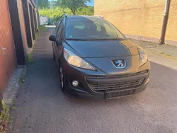 Grau Gebraucht 2012 Peugeot 207 Kombi | 3.250 € (Fairer Preis)