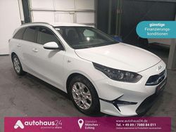 Weiß Gebraucht 2022 Kia Ceed Sportswagon Vision Kombi | 21.220 € (Guter Preis)