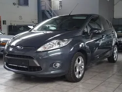 Grau Gebraucht 2011 Ford Fiesta Titanium Kleinwagen | 4.200 € (Fairer Preis)