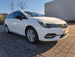 Weiß Gebraucht 2021 Opel Astra Business Elegance Kombi | 12.490 € (Guter Preis)