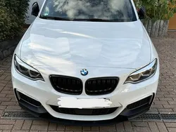 Weiß Gebraucht 2018 BMW M240 M Performance Coupé | 35.500 €