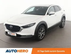 Weiß Gebraucht 2020 Mazda CX-30 Selection SUV | 20.990 € (Etwas zu teuer)