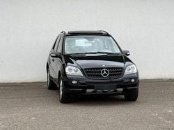 Schwarz Gebraucht 2005 Mercedes ML320 SUV | 5.499 € (Guter Preis)