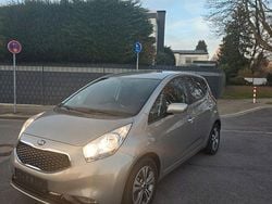Grau Gebraucht 2017 Kia Venga DREAM-TEAM Edition Kleinwagen | 9.800 € (Guter Preis)
