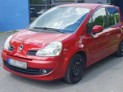 Rot Gebraucht 2011 Renault Modus Dynamique Van / Kleinbus | 3.390 €