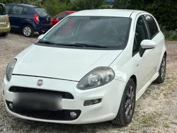 Weiß Gebraucht 2012 Fiat Punto Kleinwagen | 2.500 € (Fairer Preis)