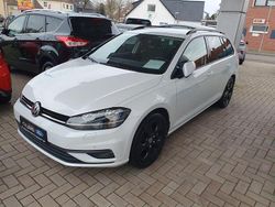 Weiß Gebraucht 2017 VW Golf VII Comfortline Kombi | 12.300 € (Fairer Preis)