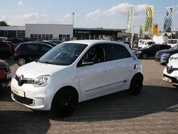 Weiß (quarzweiß) Gebraucht 2024 Renault Twingo Techno Kleinwagen | 16.490 € (Fairer Preis)