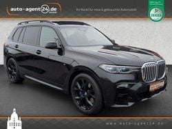 Black sapphire metallic (475) Gebraucht 2022 BMW X7 M Sport SUV | 63.990 € (Guter Preis)