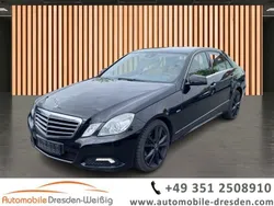 Obsidianschwarz metalliclack Gebraucht 2010 Mercedes E200 Avantgarde Limousine | 7.890 € (Superpreis)