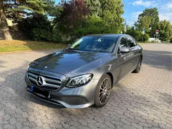 Grau Gebraucht 2017 Mercedes E220 Avantgarde Limousine | 27.800 € (Fairer Preis)