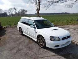 Weiß Gebraucht 1999 Subaru Legacy Kombi | 9.900 €