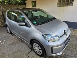 Silber Gebraucht 2019 VW up! move up! Kleinwagen | 8.200 € (Fairer Preis)