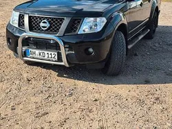 Schwarz Gebraucht 2011 Nissan Navara Abholung | 10.400 € (Fairer Preis)