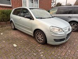 Grau Gebraucht 2007 VW Polo Kleinwagen | 1.899 € (Fairer Preis)