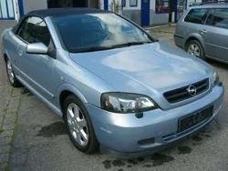 Silber metallic Gebraucht 2001 Opel Astra Cabriolet Cabrio | 3.950 € (Teuer)