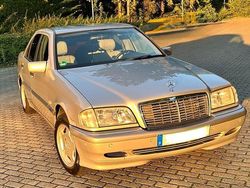 Silber Gebraucht 1998 Mercedes C180 Classic Limousine | 5.500 € (Teuer)