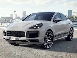 Kreide Gebraucht 2024 Porsche Cayenne GTS SUV | 111.800 € (Fairer Preis)