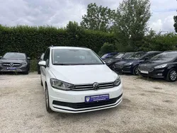 Weiß Gebraucht 2020 VW Touran Comfortline Van / Kleinbus | 24.989 € (Guter Preis)