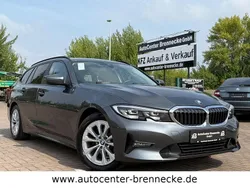 Grau Gebraucht 2020 BMW 318 Advantage Kombi | 23.950 € (Etwas zu teuer)