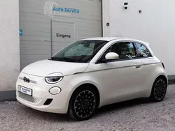 Bianco bianco/ bossa nova/cal Gebraucht 2023 Fiat 500e La Prima Kleinwagen | 20.944 € (Fairer Preis)