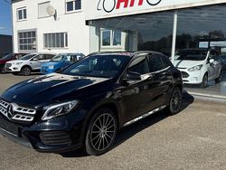 Schwarz Gebraucht 2017 Mercedes GLA180 AMG line SUV | 15.990 € (Guter Preis)