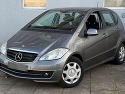 Grau Gebraucht 2011 Mercedes A160 Limousine | 2.490 € (Superpreis)