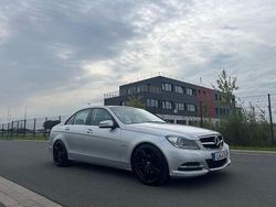Silber Gebraucht 2011 Mercedes C200 Limousine | 10.499 € (Fairer Preis)