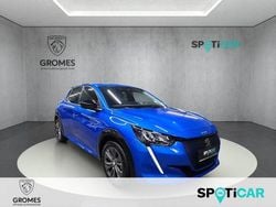 Blau Gebraucht 2023 Peugeot e-208 Allure Kleinwagen | 18.790 € (Guter Preis)