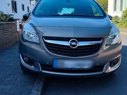 Braun Gebraucht 2015 Opel Meriva Edition Van / Kleinbus | 5.800 € (Guter Preis)