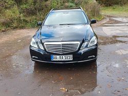 Schwarz Gebraucht 2010 Mercedes E350 Elegance Kombi | 9.999 € (Fairer Preis)