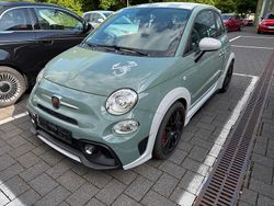 Grün Gebraucht 2020 Abarth 695 70th Anniversary Kleinwagen | 24.999 € (Etwas zu teuer)