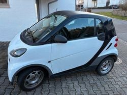 Weiß Gebraucht 2012 Smart ForTwo Coupé Pure Coupé | 5.750 € (Fairer Preis)