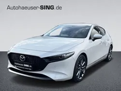 Soul red crystal Gebraucht 2024 Mazda 3 Exclusive-Line Limousine | 25.390 € (Guter Preis)