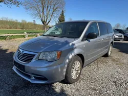 Silber Gebraucht 2014 Lancia Voyager Silver Van / Kleinbus | 10.400 € (Fairer Preis)