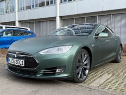 Grau Gebraucht 2016 Tesla Model S Limousine | 21.800 € (Fairer Preis)