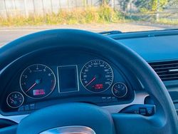 Grau Gebraucht 2007 Audi A4 Comfort Limousine | 4.800 € (Fairer Preis)