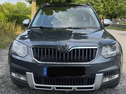 Grau Gebraucht 2014 Skoda Yeti Elegance SUV | 7.300 € (Fairer Preis)