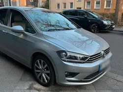Silber Gebraucht 2015 VW Golf Sportsvan Van / Kleinbus | 13.100 € (Fairer Preis)