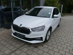 Weiß Neu 2025 Skoda Fabia Selection Limousine | 18.990 € (Guter Preis)