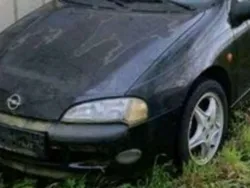 Schwarz Gebraucht 1997 Opel Tigra Coupé | 1.500 € (Guter Preis)
