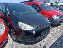 Schwarz Gebraucht 2009 Ford S-MAX Trend Van / Kleinbus | 3.400 € (Superpreis)