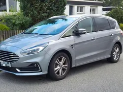 Grau Gebraucht 2020 Ford S-MAX Titanium Van / Kleinbus | 19.990 € (Fairer Preis)