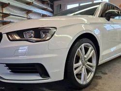 Weiß Gebraucht 2015 Audi A3 Ambition Limousine | 11.000 € (Teuer)