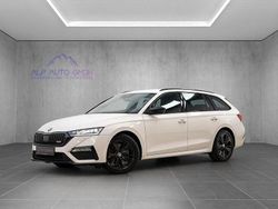 Weiß Gebraucht 2022 Skoda Octavia RS Limousine | 23.766 € (Guter Preis)